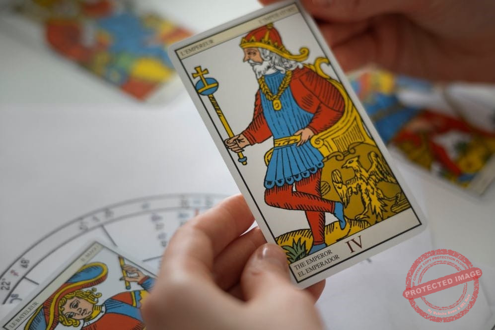 Месечен Таро хороскоп